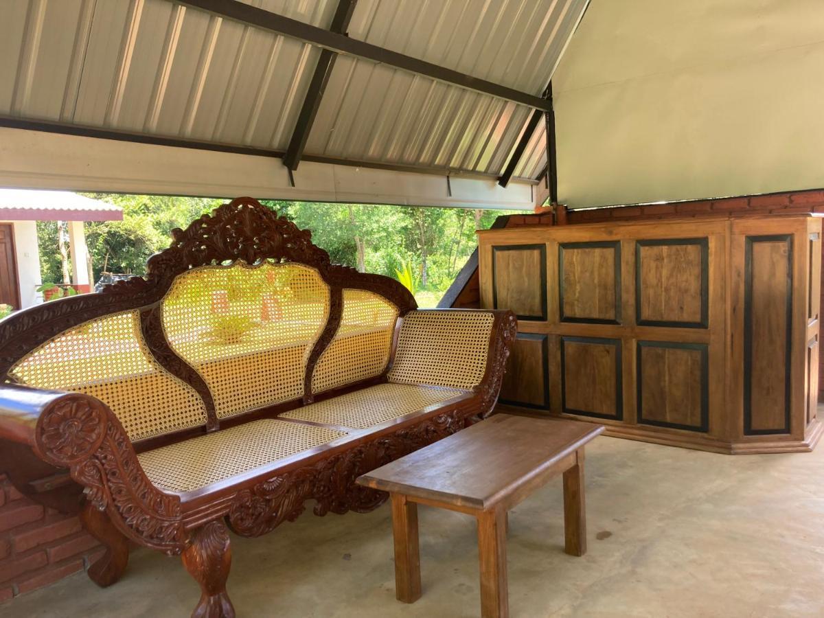 The View Hotel Sigiriya Exterior photo