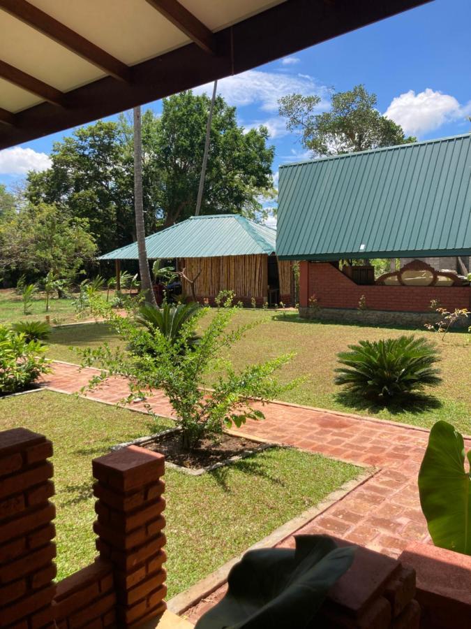 The View Hotel Sigiriya Exterior photo